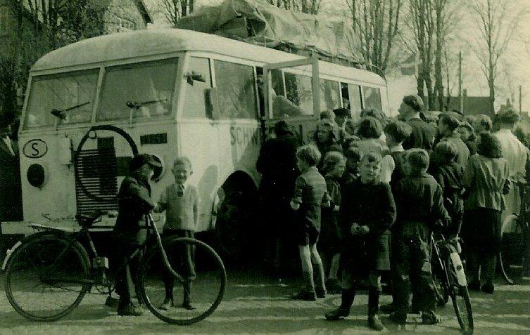 De hvite bussene De Hvite Bussene