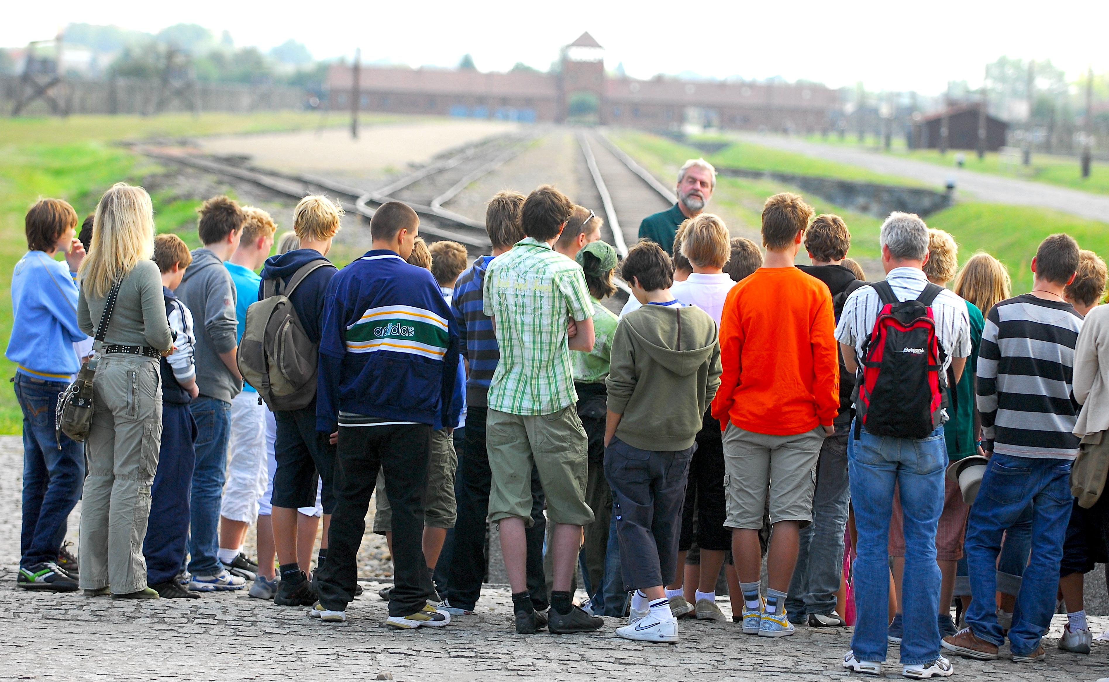 Klassetur i besøk i Auschwitz