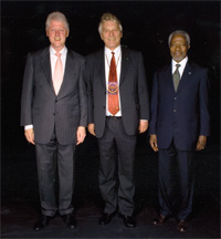Clinton Wold og Annan under besøk i Norge Clinton Wold og Annan under besøk i Norge