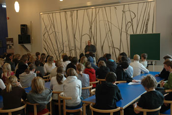 Karl på skolebesøk på Ra ungd.skole