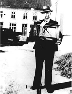 Radioen i fredsdagene 1945
